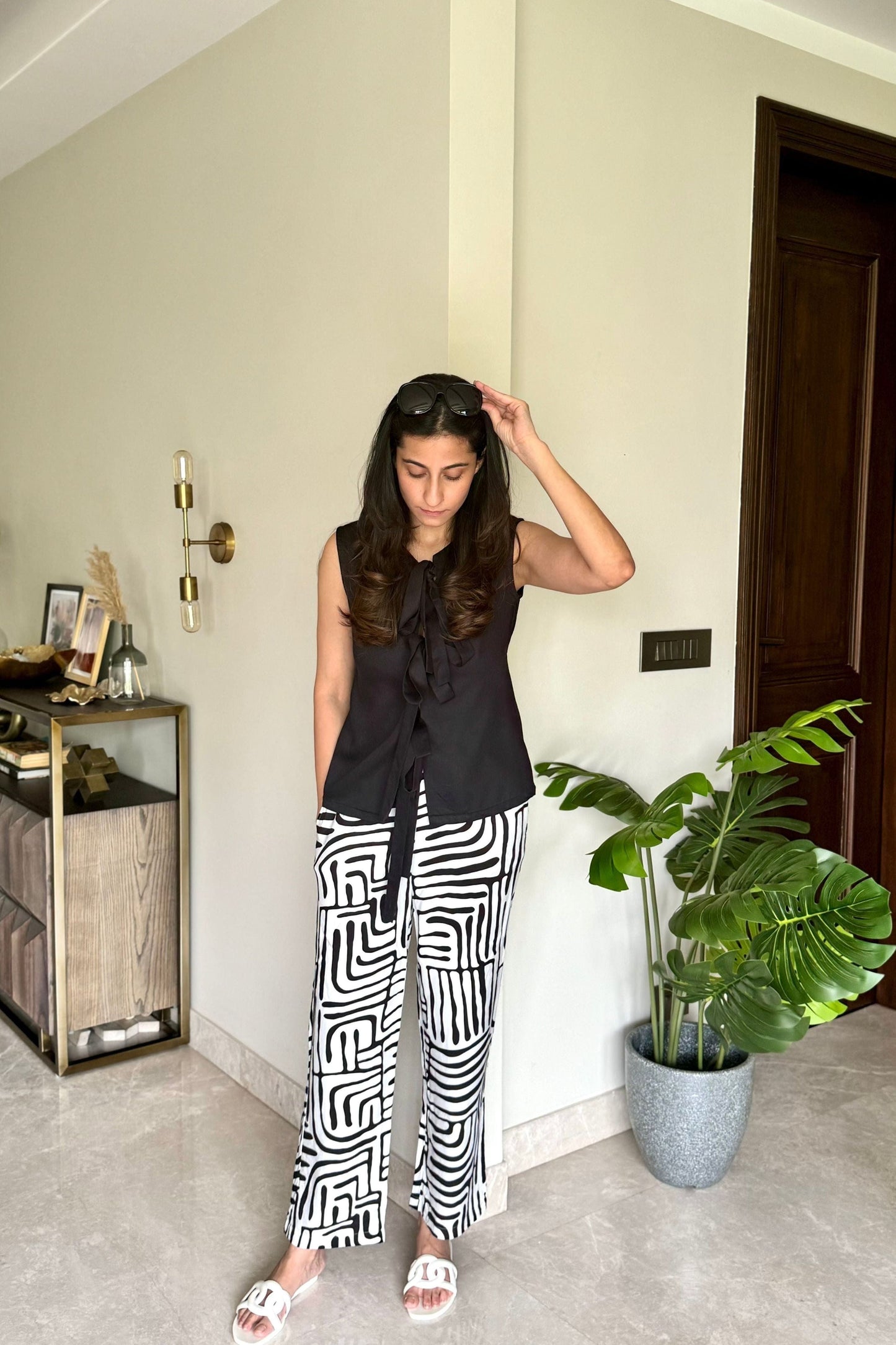 Front Tie Black And White Top Set