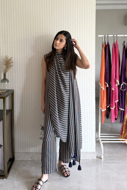 Navy Stripe Drape Set